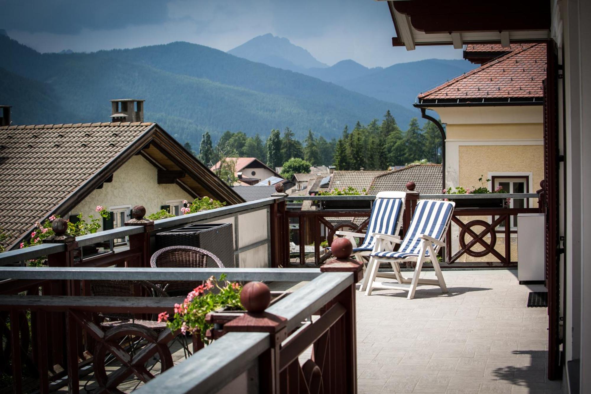 Sapelza Appartementhaus ดอบบีอาโก ภายนอก รูปภาพ